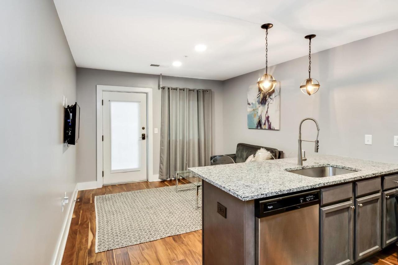 Modern 1 Bedroom Apartment! Quick Uber To Downtown! Nashville Exterior foto